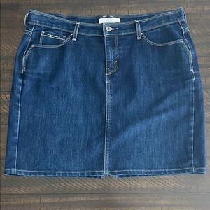 NWOT Levi's Indigo Denim Mini Skirt
